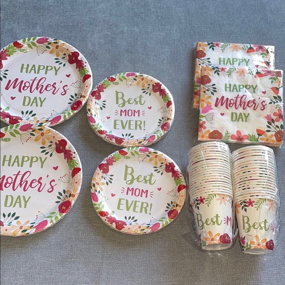 Floral Mother's Day Party Supplies Set